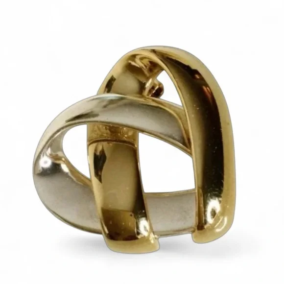 Vintage Two‑Tone Interlocking Heart Brooch – Classic Mid‑Century Design - Picture 3 of 10
